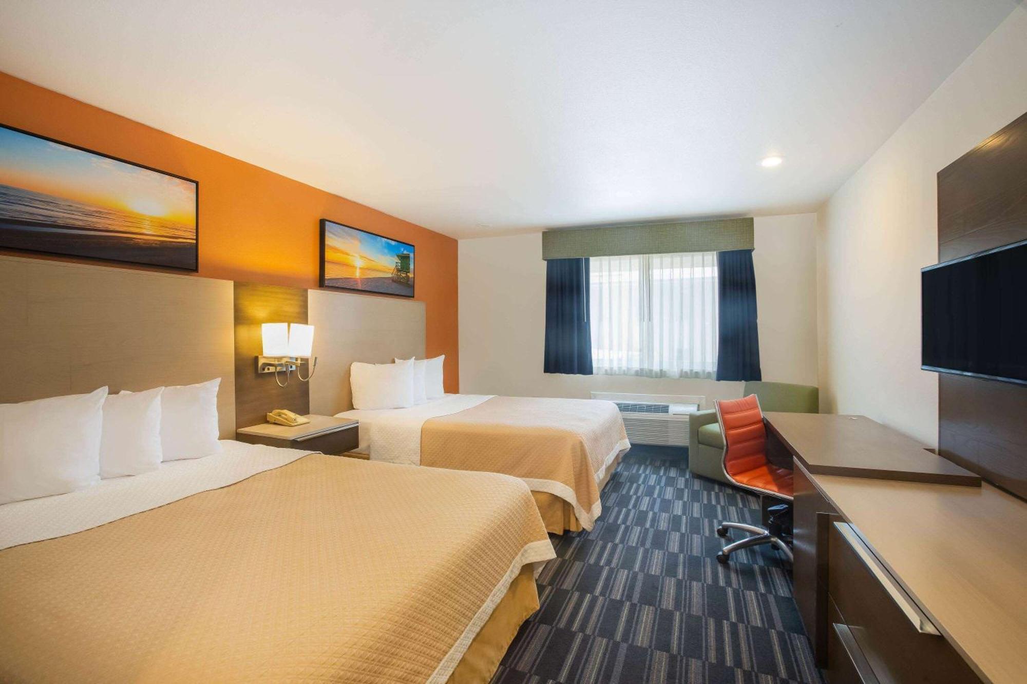 Days By Wyndham Downtown Motel Monterey